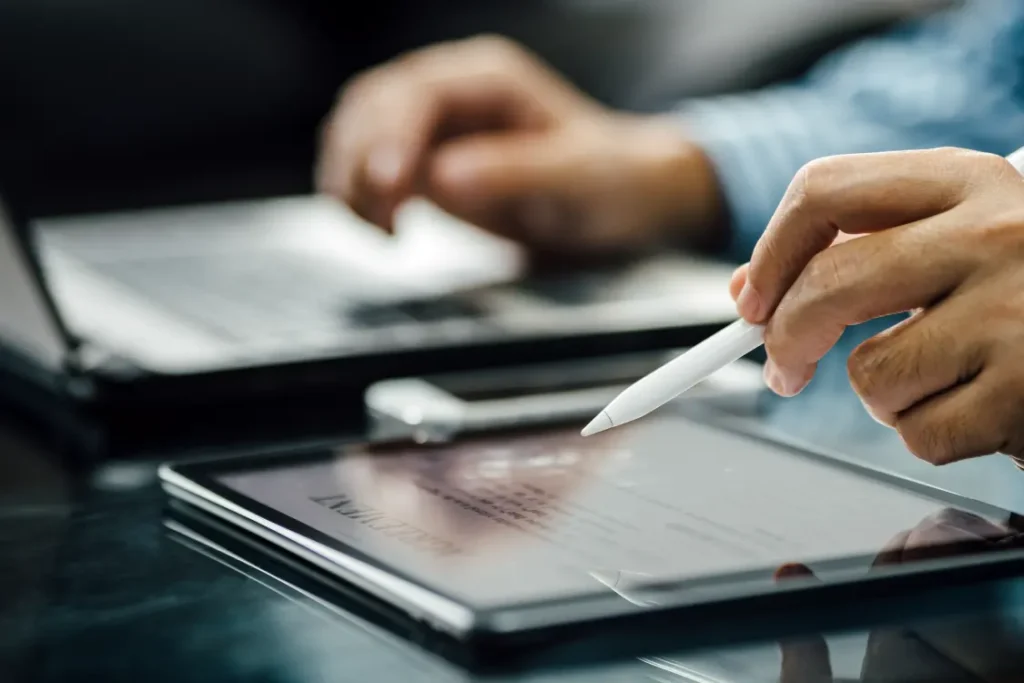 Smart contracts: oportunidades e riscos para advogados